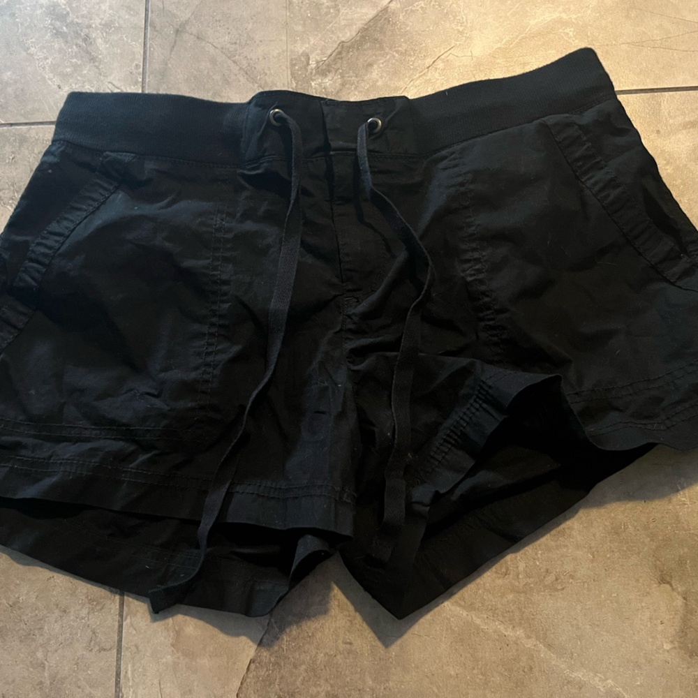 a.n.a Black Relaxed Shorts